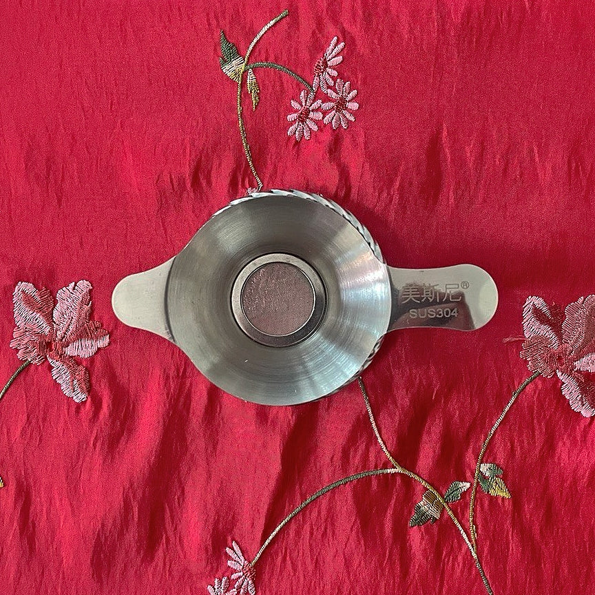 Stainless Steel Tea Strainer & Holder
