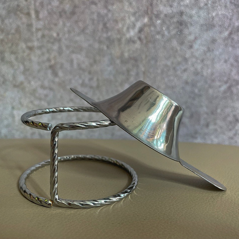 Stainless Steel Tea Strainer & Holder