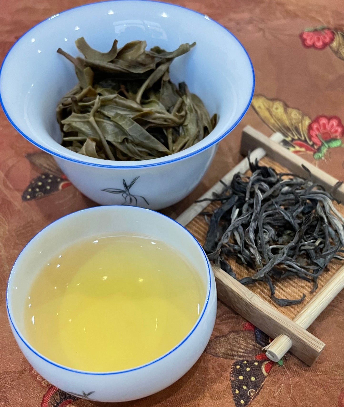 Kunlu Mountain Ancient Tree Pu-Erh Tea